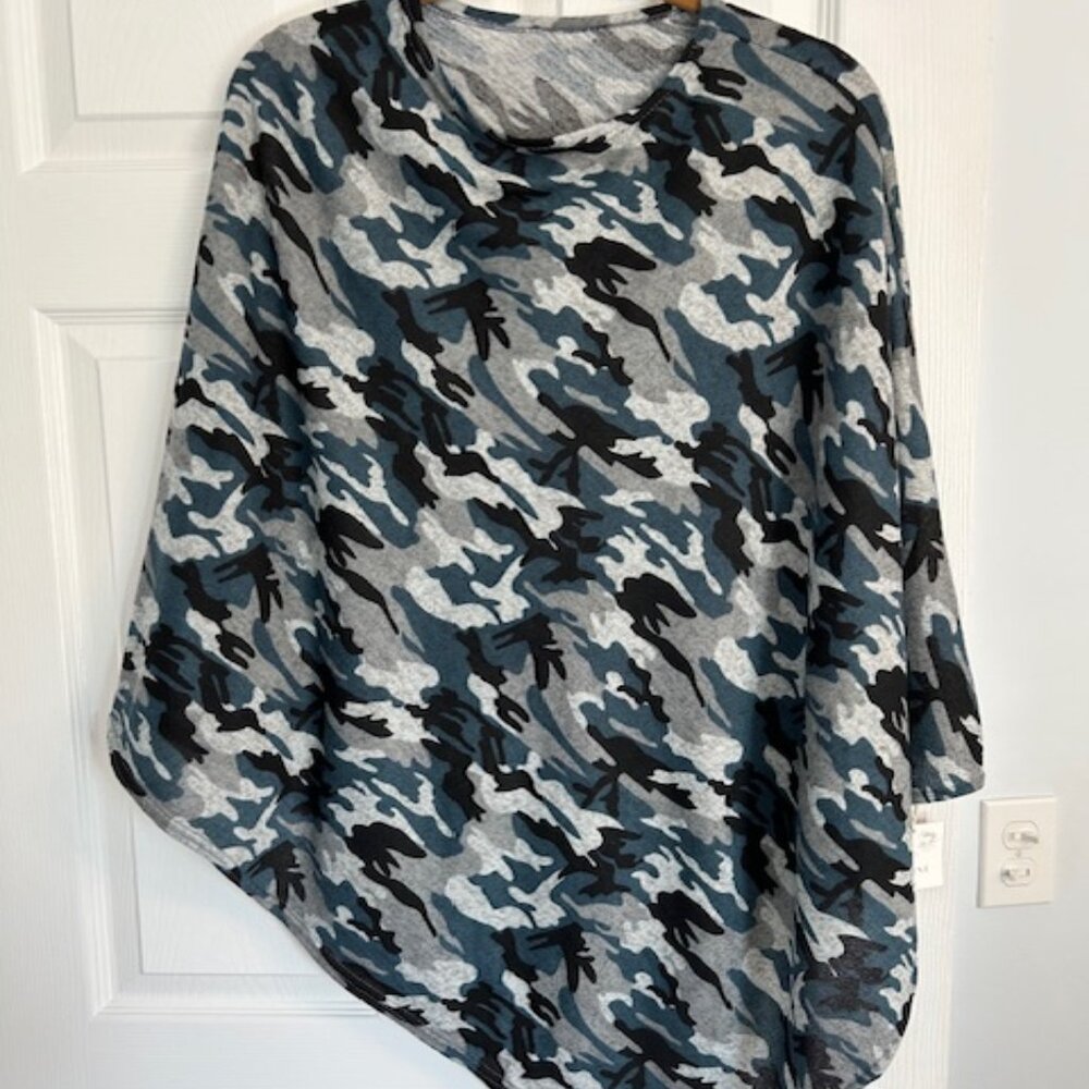 Women's Blue Black Gray Styline Camo Print Soft Knit Poncho One Size Fits Most